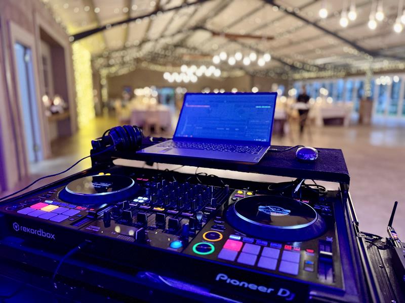 KZN Midlands Wedding DJ Jarryd Sunkel - Professional DJ and Wedding MC